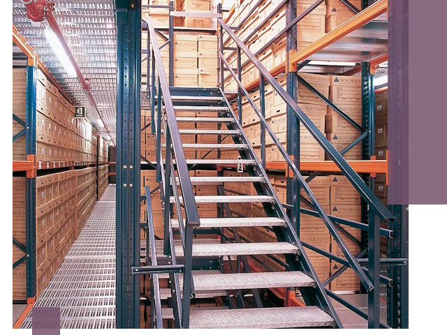 Лестницы складские прочные и безопасные под ключ в Усолье-Сибирском