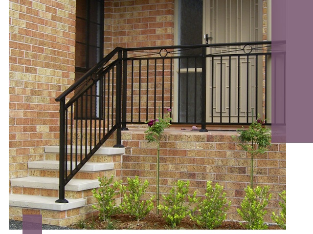 Уличные перила из металла под ключ в Усолье-Сибирском