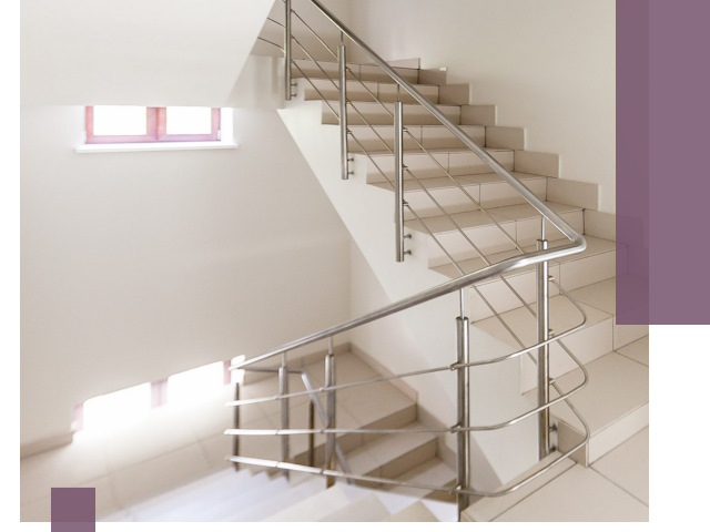 Установка и замена перил в подъезде в Усолье-Сибирском