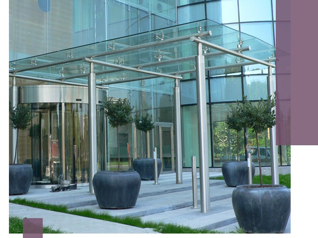 Навесы из стекла на заказ в Усолье-Сибирском — монтаж и установка