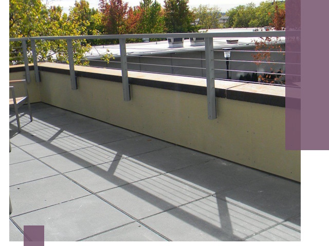 Металлические парапеты под ключ в Усолье-Сибирском: монтаж и изготовление